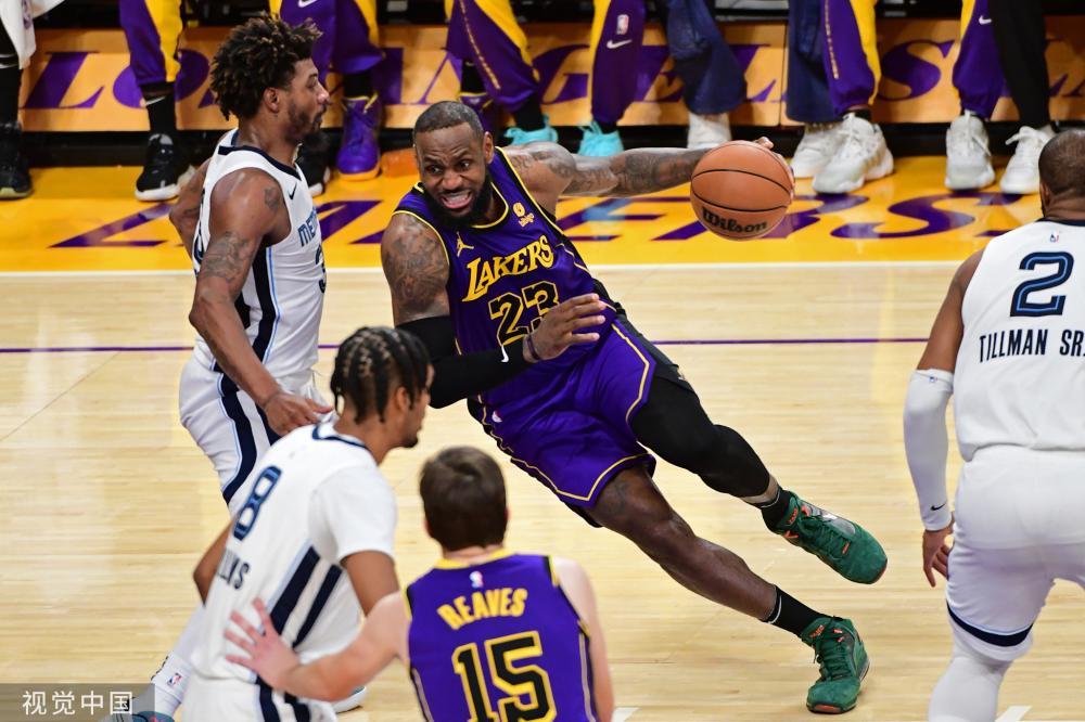 的挑战与应 的挑战与应